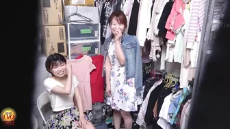 DLEE-524 01 Japanese style toilet voyeur: female urine laser beams striking inside of the toilet tank! VOL. 5