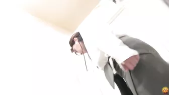 DLEE-529 03 Female teachers rush to the toilet to rip their pantyhose open and urinate