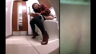 15381260 Secret Garden No. 18, Voyeur Collection, PissRIP