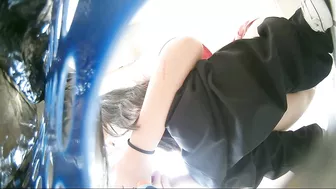 Beautiful Chinese Girls in Toilet 02