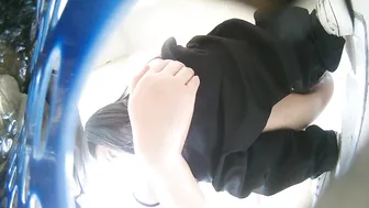 Beautiful Chinese Girls in Toilet 02