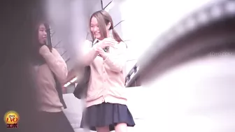 DLEE-458 03 1 Day voyeur from women’s private life: close contact pee