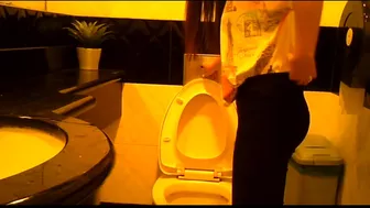 15378914 None] Singapore convenience store front 10 beautiful girls only, Voyeur Collection, PissRIP