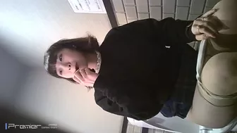 hide033_00 [Real Women's Toilet] Carefully selected only young and cute teens 1st anniversary work, Amateur Collection, PissRIP