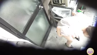 DLSL-190 01 Office ladies wetting panic. Emergency pissing on veranda. VOL.3