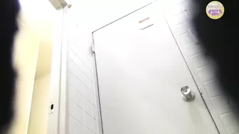 DLSL-190 02 Office ladies wetting panic. Emergency pissing on veranda. VOL.3