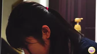 DLSL-517 03 Pleasant holy water leakage. Women’s special habit of patience and incontinence. VOL. 3