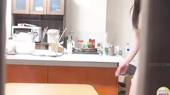 DLSL-525 06 Drunk and naked girls-only pee party