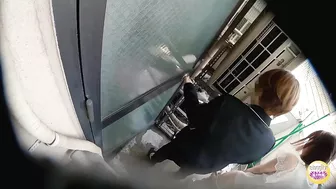 DLSL-535 06 Urinating emergency! OL’s holding pee to the limit then wetting or pissing on the company’s veranda. VOL. 6