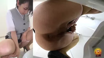 DLEE-622 04 She found a hidden camera inside the toilet but she could not stop peeing!, Bound2Burst, PissRIP