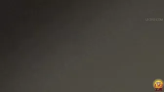 DLEE-640 06 Toilet voyeur: schoolgirls fighting for the turn to pee first! VOL. 3