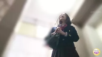 DLSL-571 03 School girls panicky run to restroom for emergency pee! VOL. 2