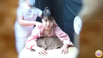 DLSL-581 02 Sweating, hot and naked female bodies! “Wet woman’s” rush to the toilet and dynamic urination inside the sauna. VOL. 3