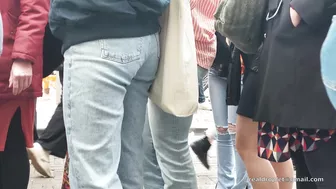 E0012, Peeing-Outdoors, DesperVids