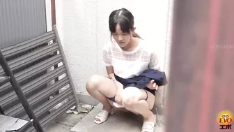 DLEE-740 04 Hidden camera tracking women wandering around! Secret alley urination spot in the city