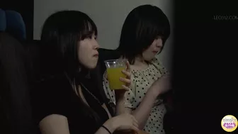 DLSL-601 01 Women dash to pee after watching a movie, but there is a line to the toilet! VOL. 2