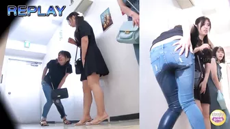 DLSL-601 02 Women dash to pee after watching a movie, but there is a line to the toilet! VOL. 2