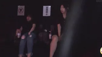 DLSL-601 02 Women dash to pee after watching a movie, but there is a line to the toilet! VOL. 2