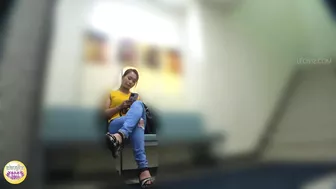 DLSL-601 06 Women dash to pee after watching a movie, but there is a line to the toilet! VOL. 2