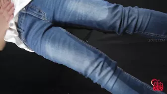 DLFF-645 04 I asked some naughty questions to a woman who is holding back her pee.