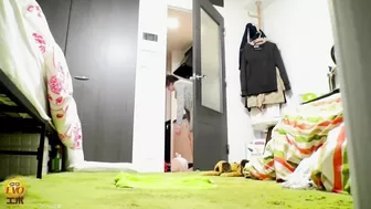 DLEE-060 01 Crazy Girls Randome Excretion At Home