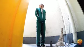 DLEE-747 04 Schoolgirls wetting themselves in front of the occupied toilet.