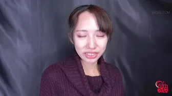 DLFF-649 04 Shameful fart came out while woman was urinating with wide opened pussy.