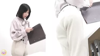 DLSL-608 01 Remote G sports vibrator and pee training.