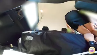 DLSL-594 02 Explosive urination scenes of women who find pleasure in the urge to urinate. (Aphrodisiac mixed drinks)