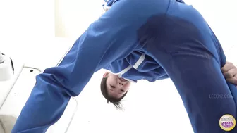 DLSL-615 03 Sports club hidden camera: girls peeing desperation situations.