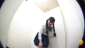 DLEE-764 01 Hidden camera inside high school. Girls line up and pee.