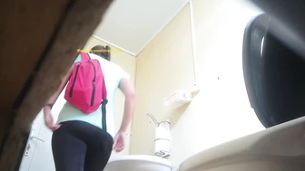 Beach Toilet 2022 (083-092)