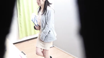 DLEE-765 05 Hidden camera: Forbidden incontinence of a neat female teacher.