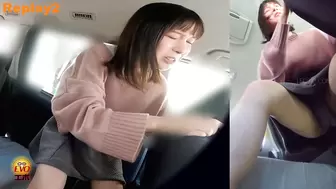 DLEE-769 01 Shameful pee leak in front of a friend. Wet incident between girlfriends inside the car.