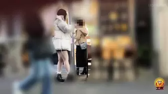 DLEE-769 03 Shameful pee leak in front of a friend. Wet incident between girlfriends inside the car.