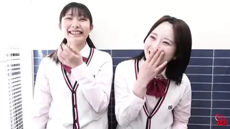 DLFF-669 03 Pee-holding matches: schoolgirl vs office lady.