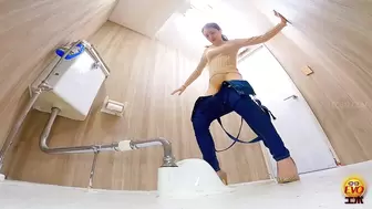 DLEE-775 02 Public toilet hidden camera: women jumping inside the toilet and popping the cork of urine champagne. VOL. 2