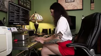 Ramona Vixen - Wait Or Get Fired