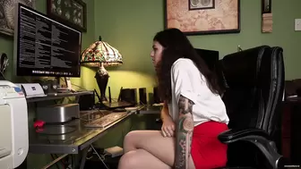 Ramona Vixen - Wait Or Get Fired