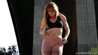 Chrissy Fox - Pissing Scene