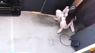 DLEE-787 02 Hidden camera footage of the streets: secret peeing spots.