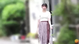 DLEE-787 04 Hidden camera footage of the streets: secret peeing spots.