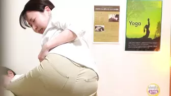 DLSL-632 02 New female beautician can’t hold it in any longer and pees herself.