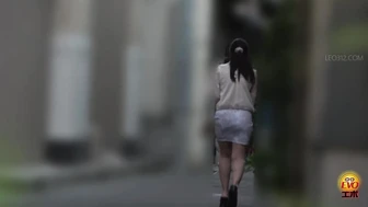 DLEE-749 03 Hidden camera footage of a girls’ toilet without a door. Shameful peeing!