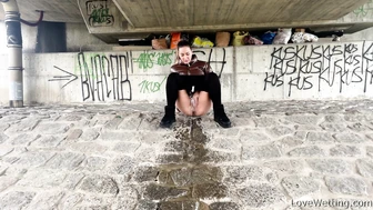 Naomi Bennet - Pissing Scene, , PissRIP