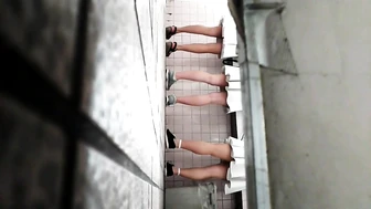 Station Toilet Selection