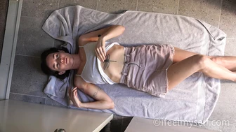 Abbi - Pee Break 0315