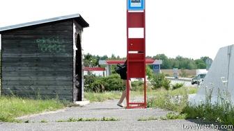 Joana Intense - Pissing scene