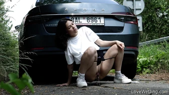 Audrey - Pissing scene