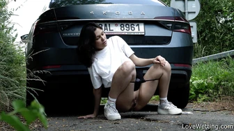 Audrey - Pissing scene